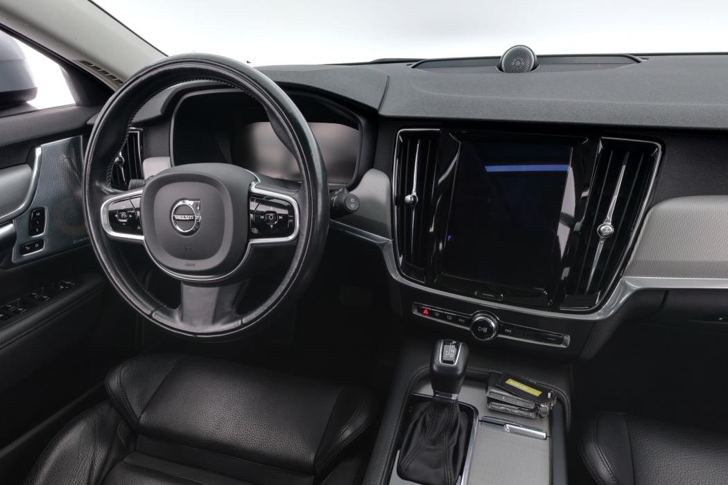 Volvo V90 Cross Country 2017