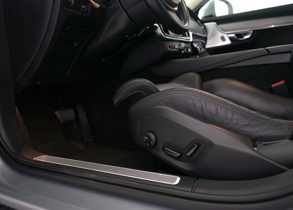 Volvo V90 Cross Country 2017