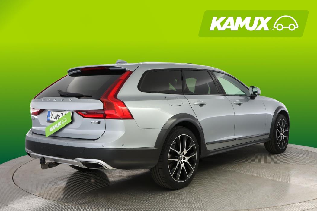Volvo V90 Cross Country 2017