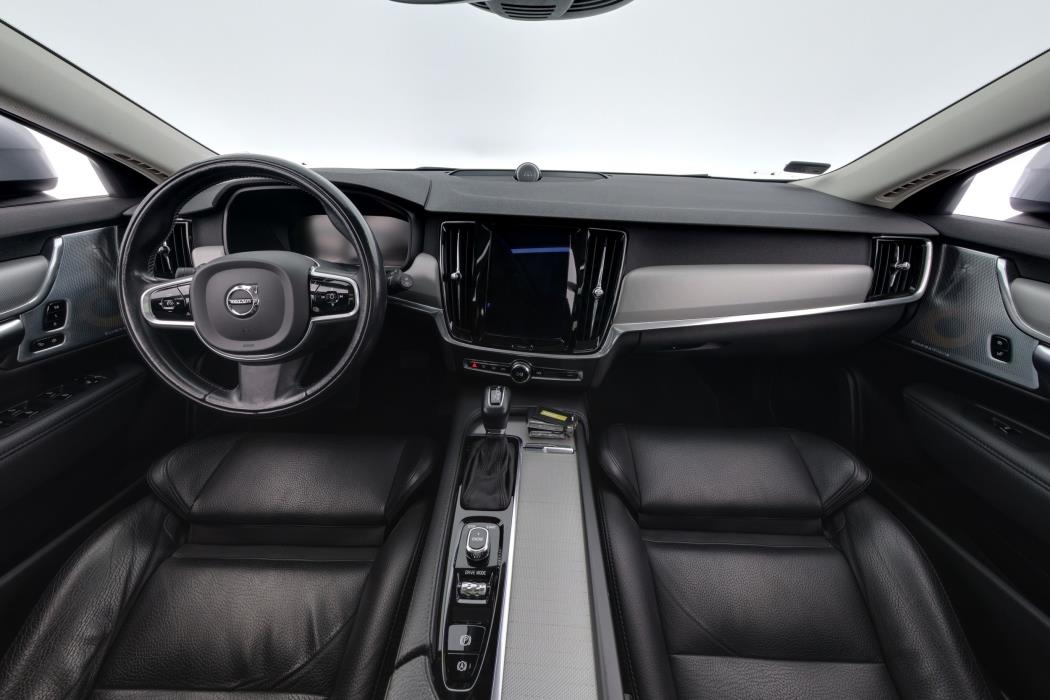 Volvo V90 Cross Country 2017