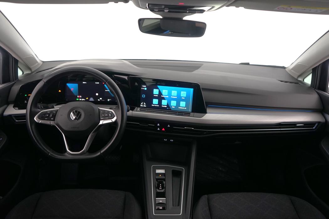 Volkswagen Golf 2021
