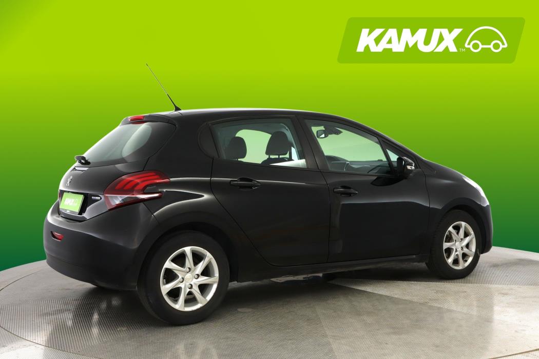 Peugeot 208 2016