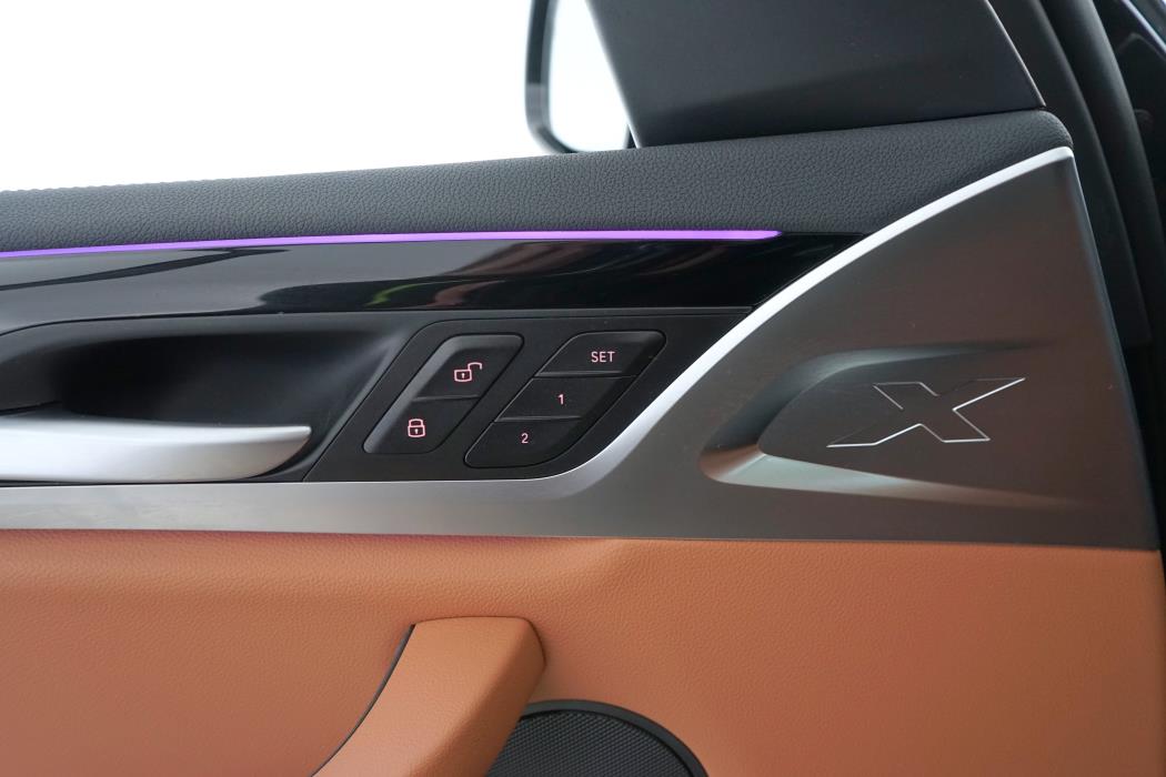 BMW iX3 2023