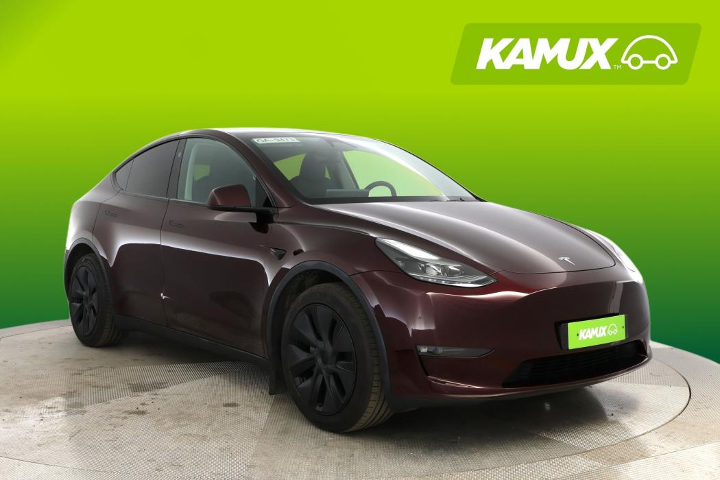 Tesla Model Y 2025