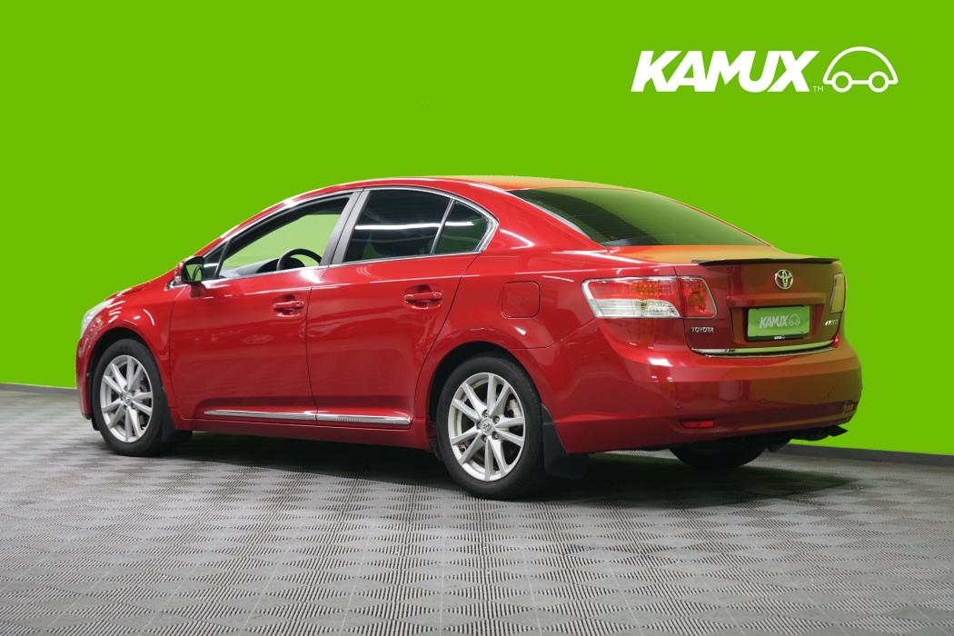 Toyota Avensis 2011