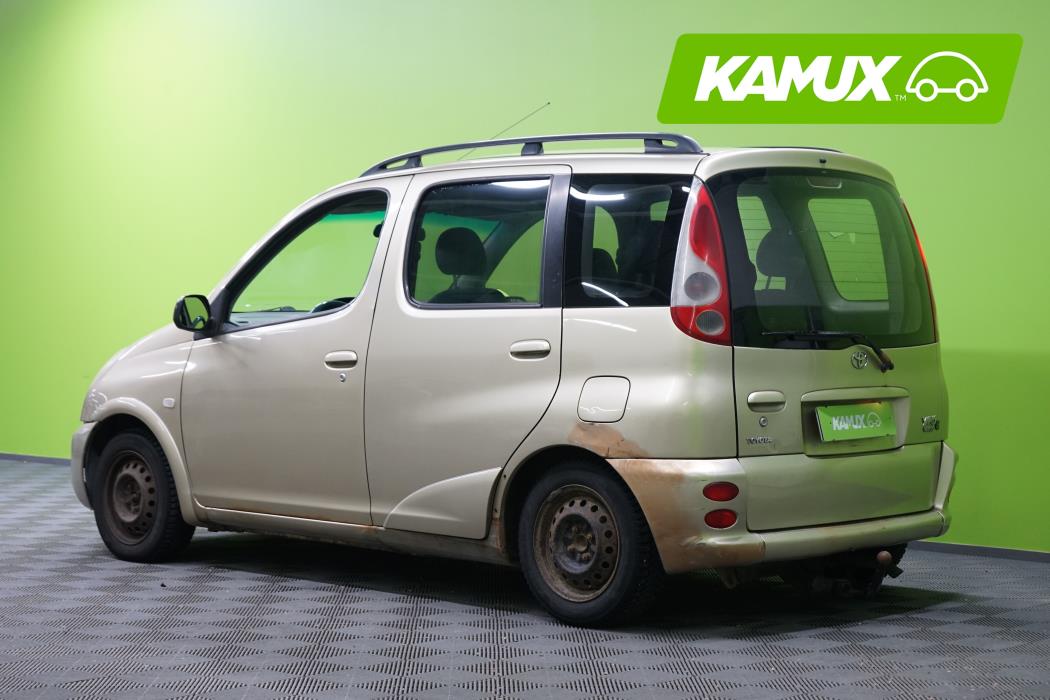 Toyota Yaris Verso 2001
