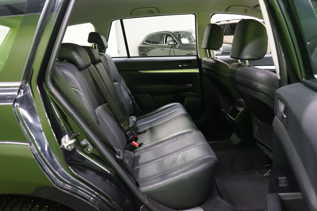 Subaru Outback 2011