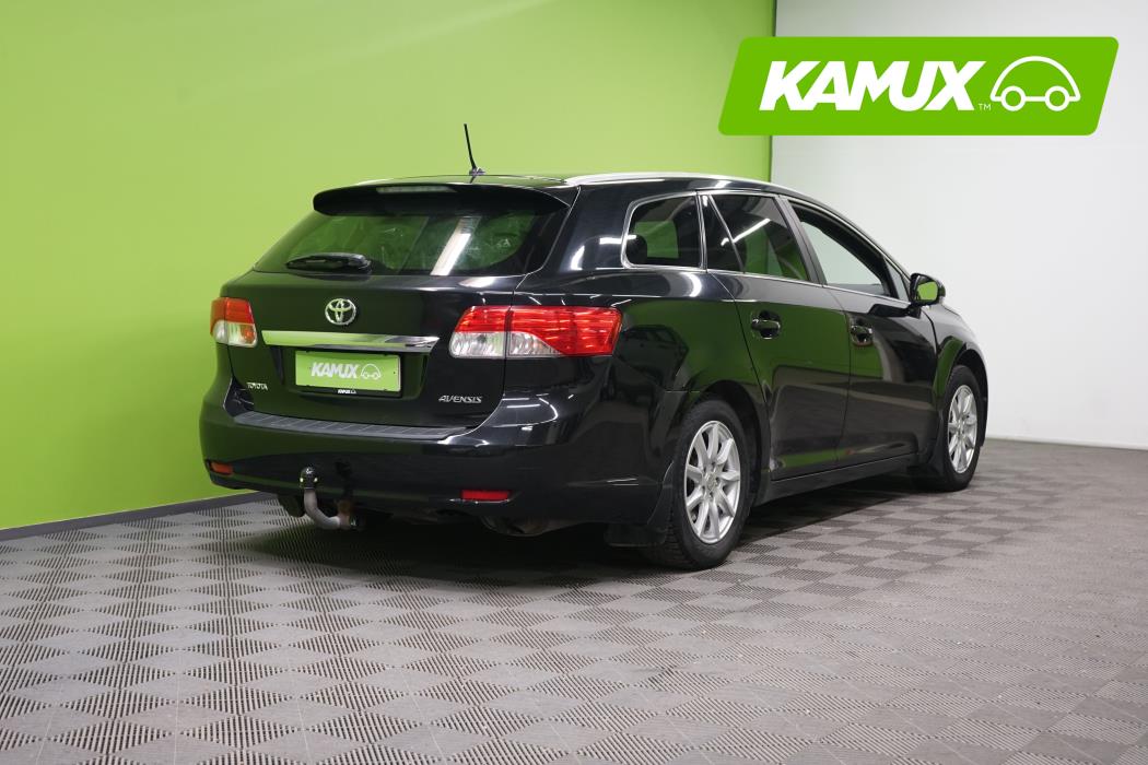 Toyota Avensis 2014