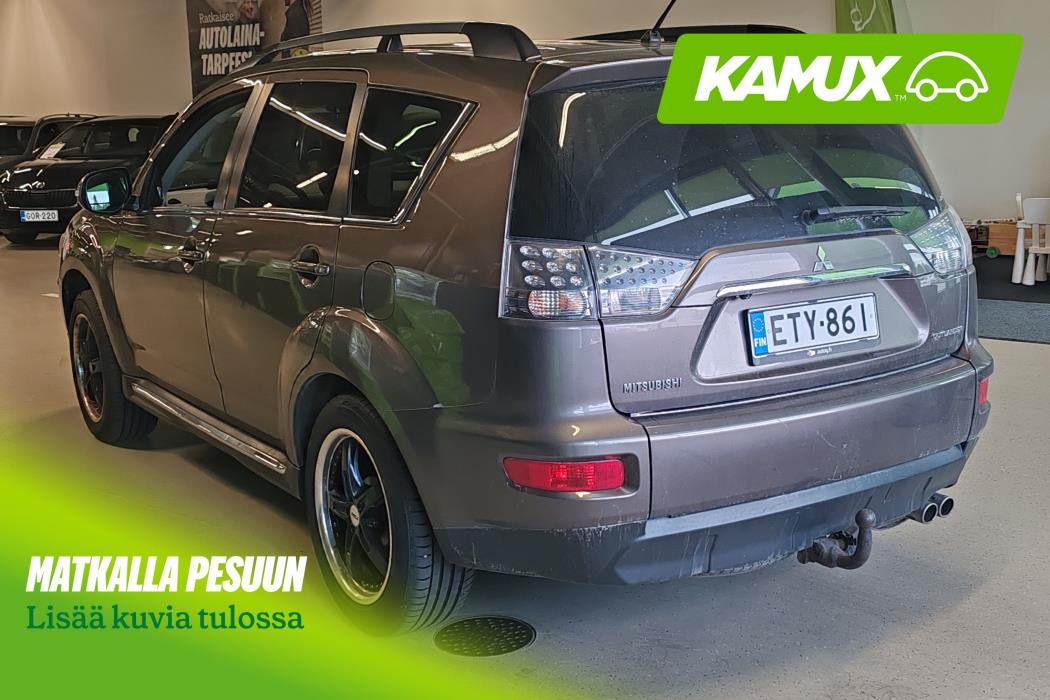 Mitsubishi Outlander 2012