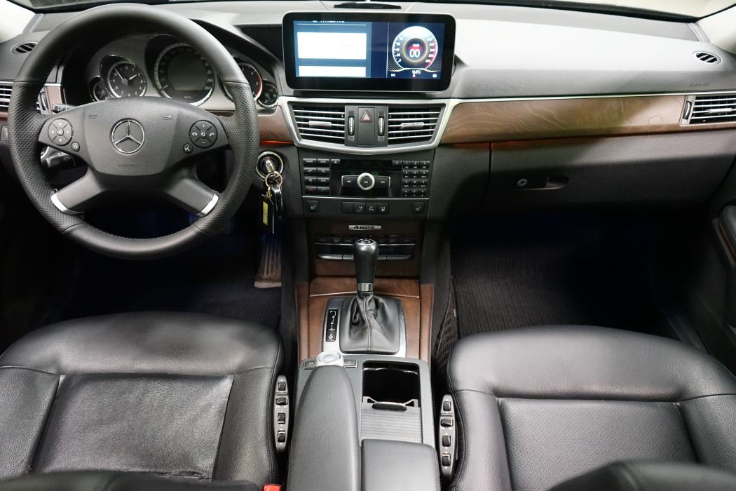 Mercedes-Benz E 2011