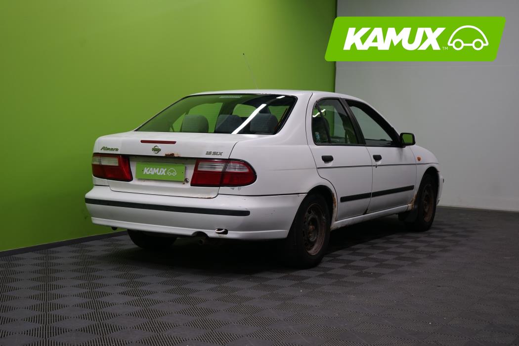 Nissan Almera 1999