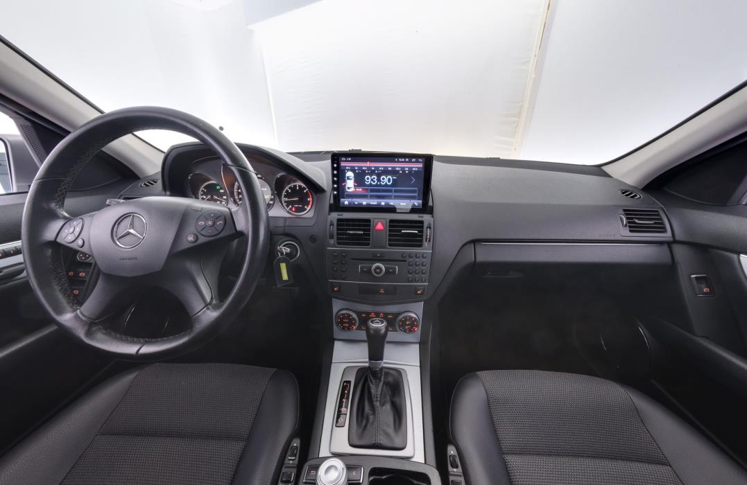 Mercedes-Benz C 2010