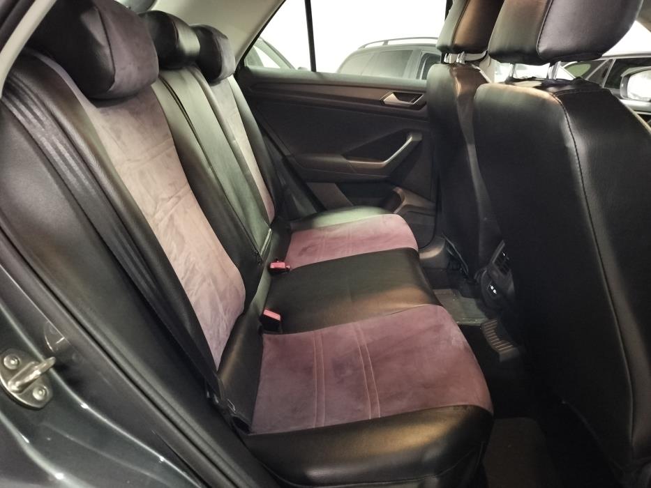 Volkswagen T-Roc 2021