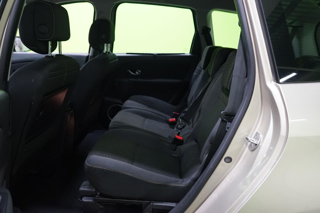 Renault Grand Scenic 2011