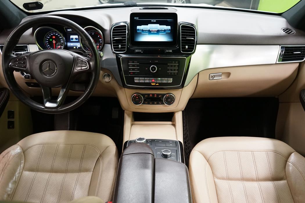 Mercedes-Benz GLE 2016