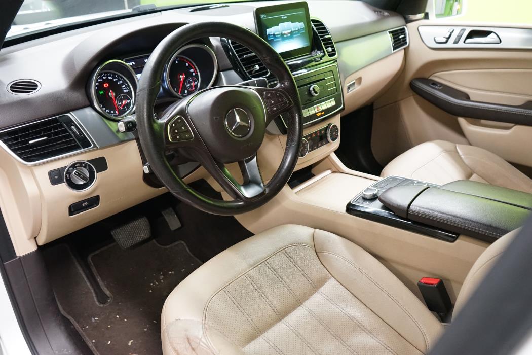 Mercedes-Benz GLE 2016