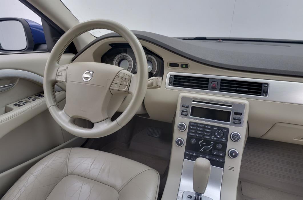 Volvo XC70 2009