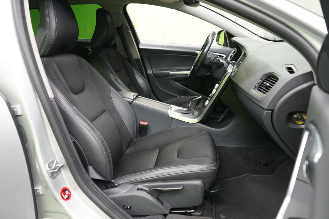 Volvo V60 2017