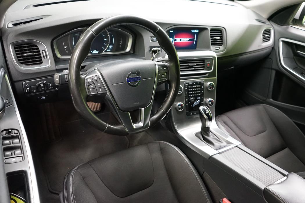 Volvo V60 2017