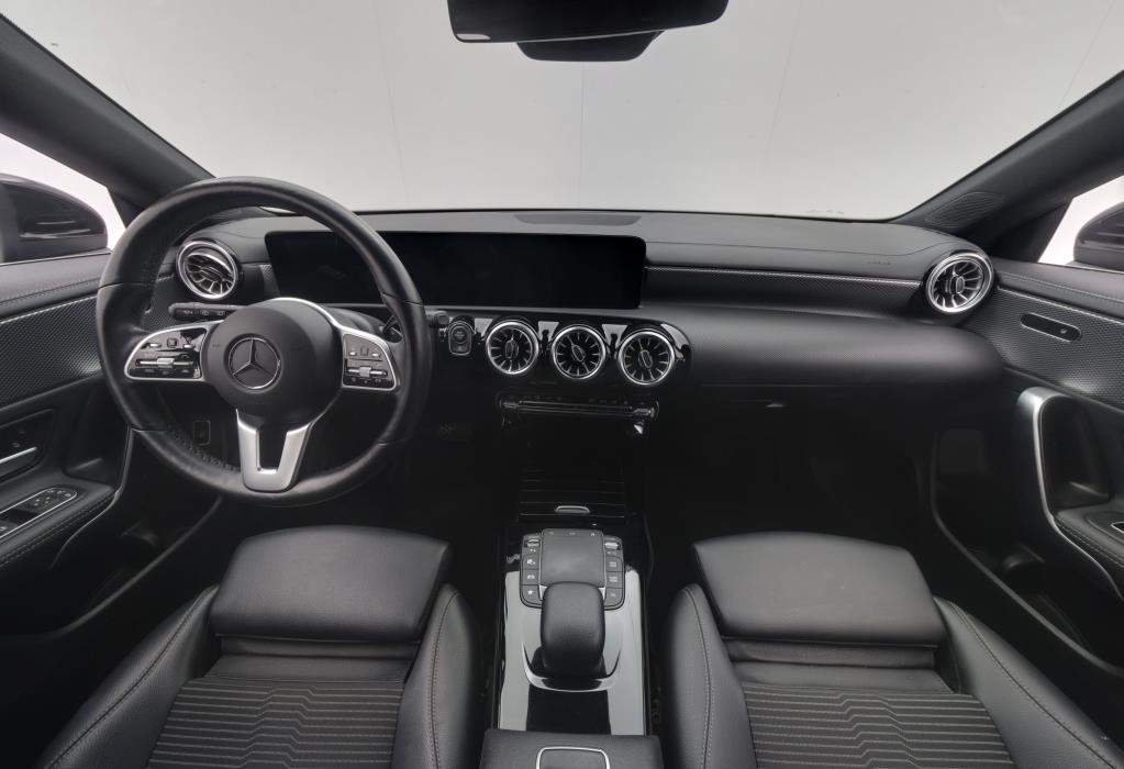 Mercedes-Benz CLA 2022