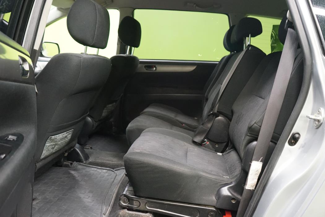 Toyota Avensis Verso 2004