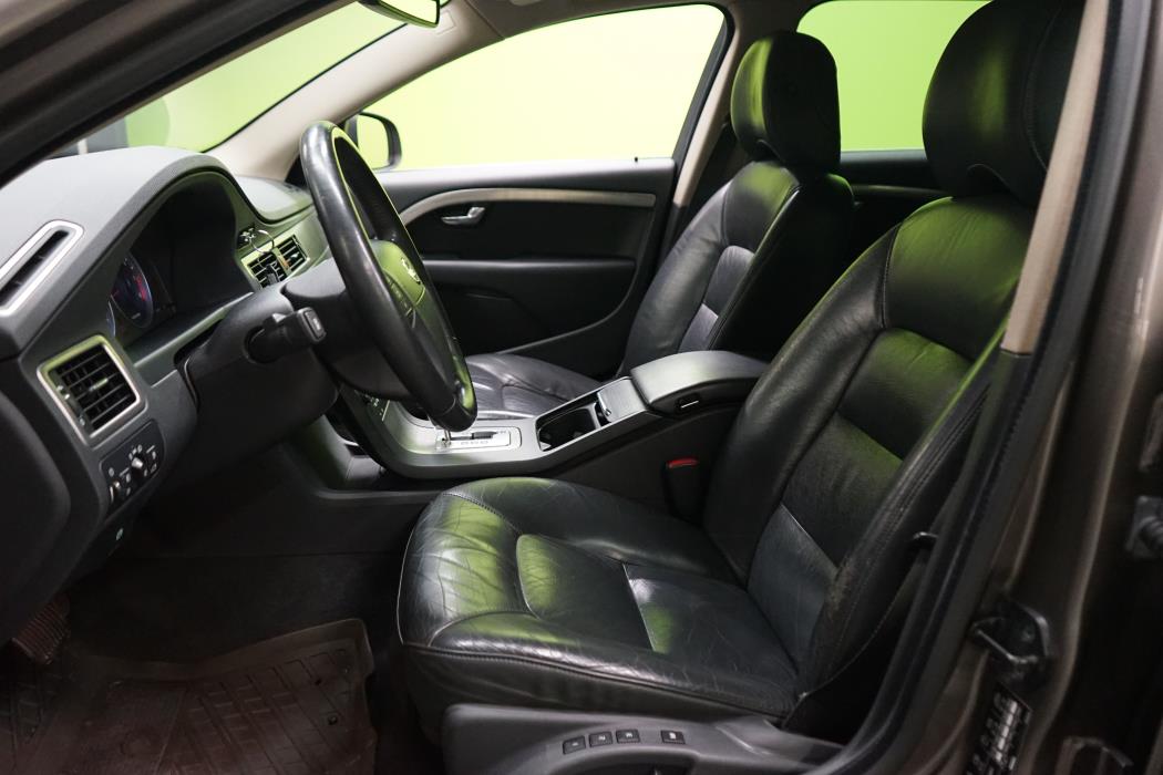 Volvo V70 2008