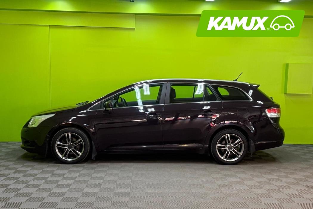 Toyota Avensis 2010