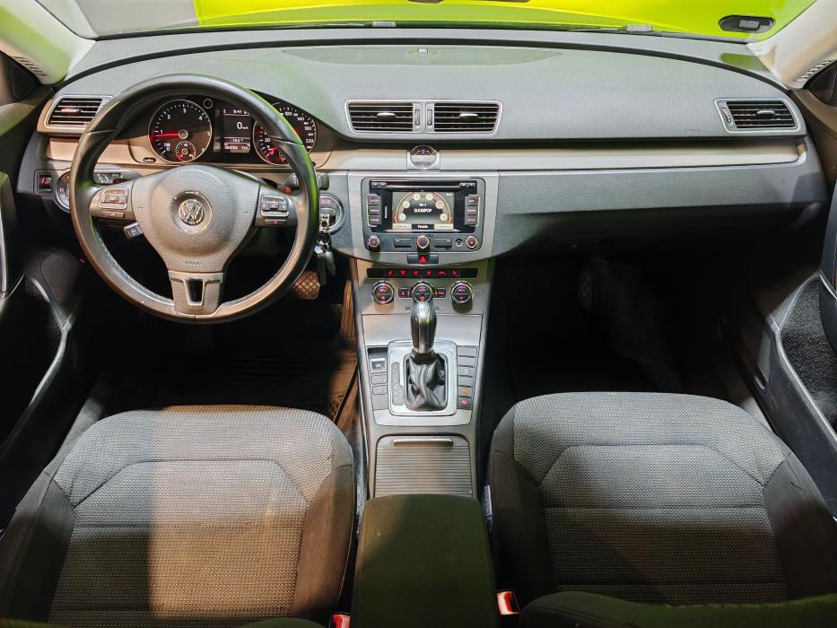 Volkswagen Passat 2012