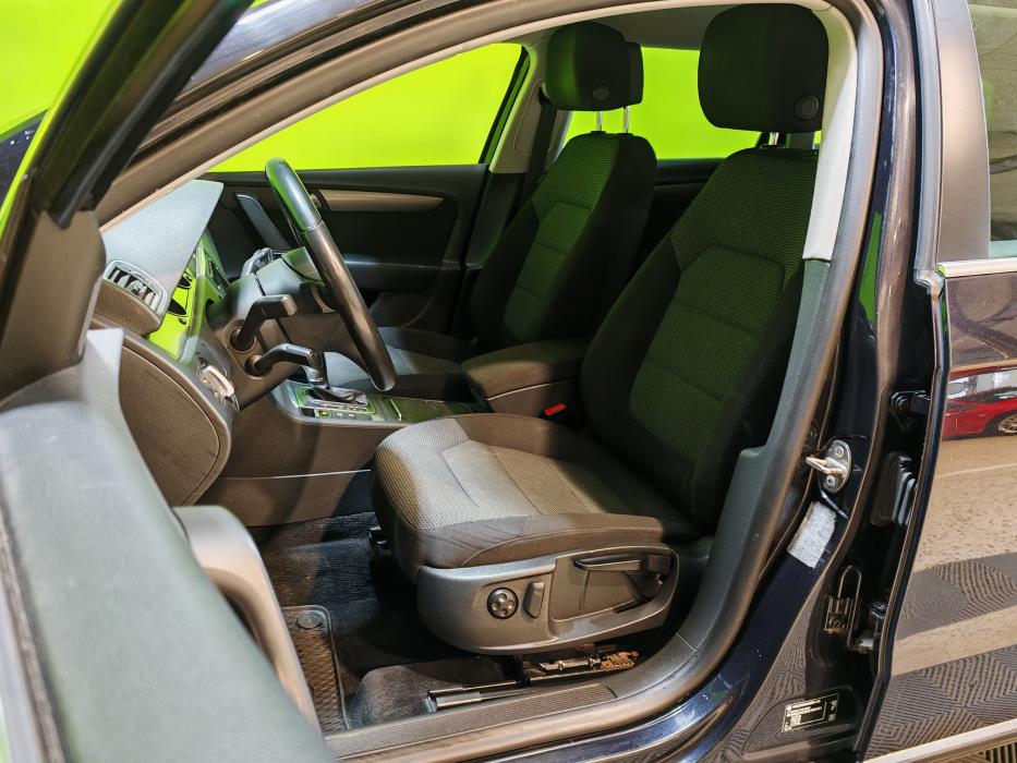 Volkswagen Passat 2012