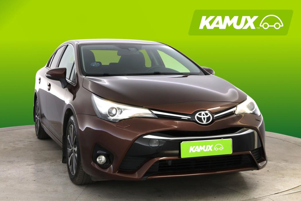Toyota Avensis 2015
