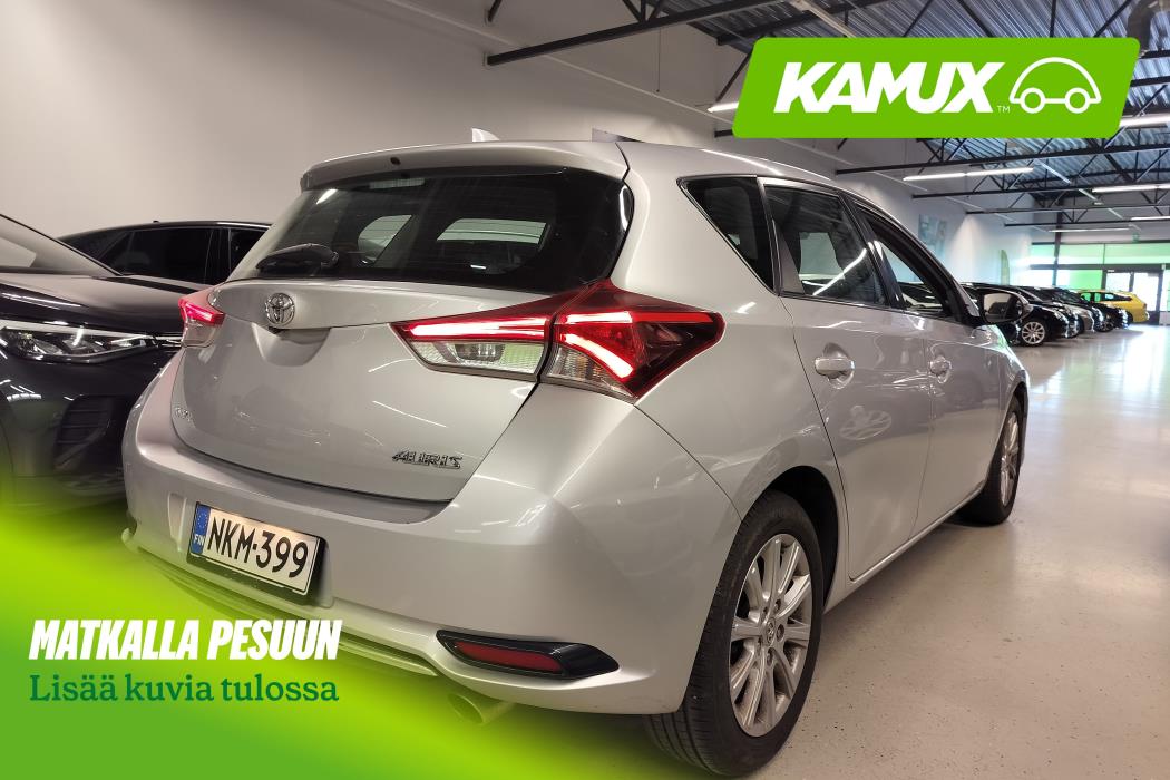 Toyota Auris 2016