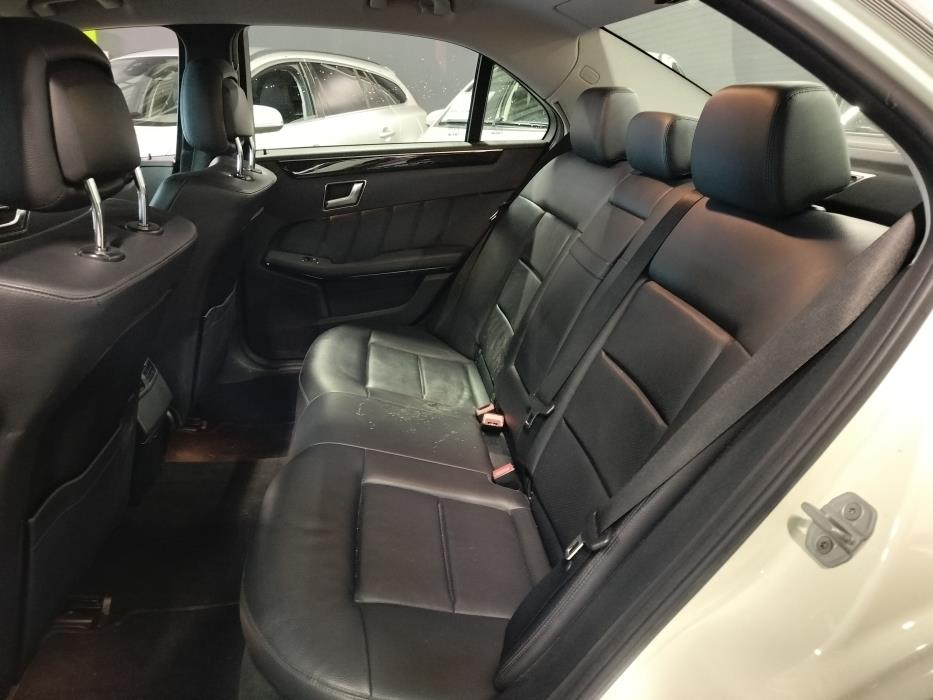 Mercedes-Benz E 2012