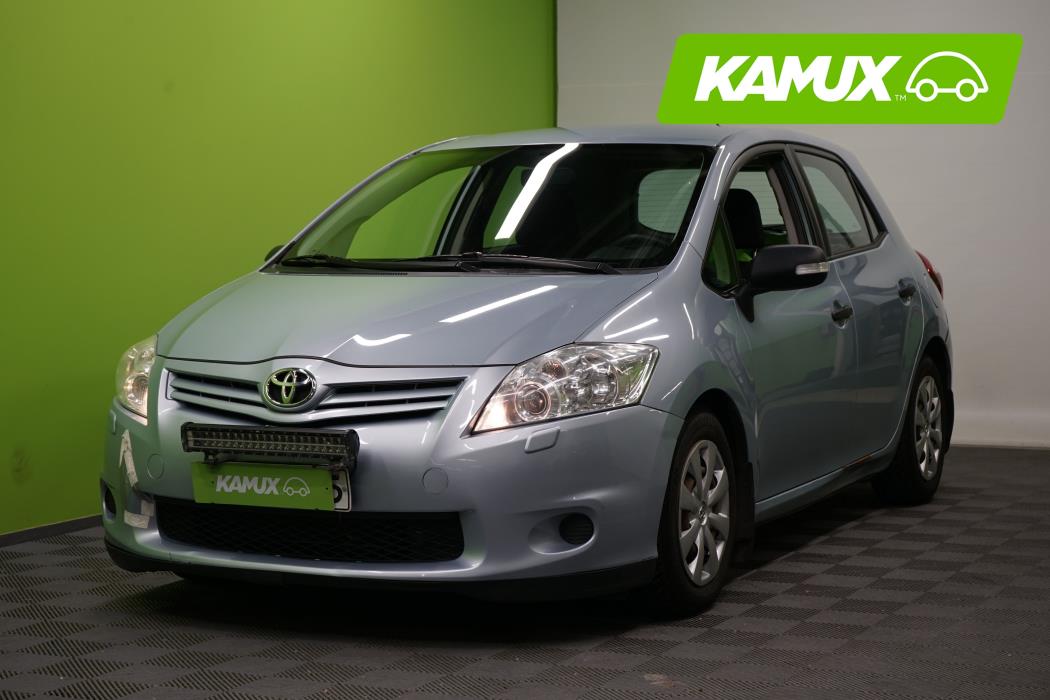 Toyota Auris 2012
