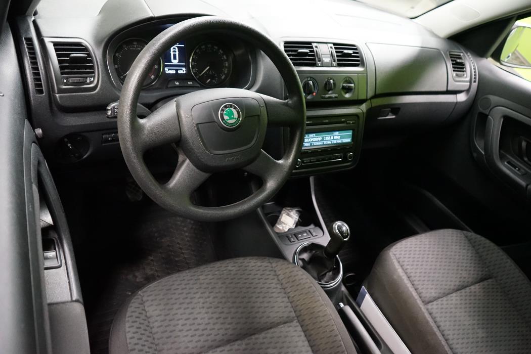 Skoda Roomster 2013