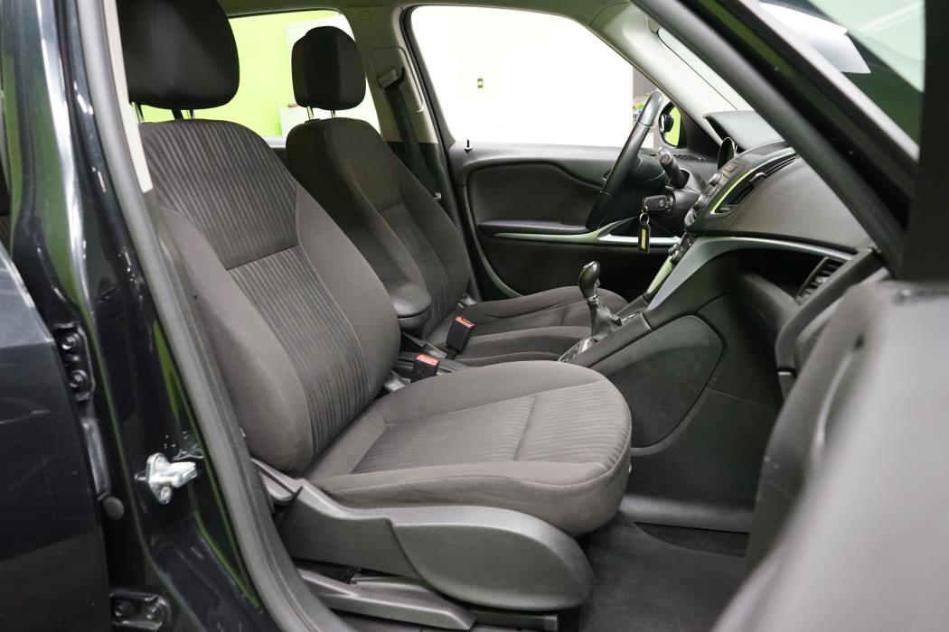 Opel Zafira 2014