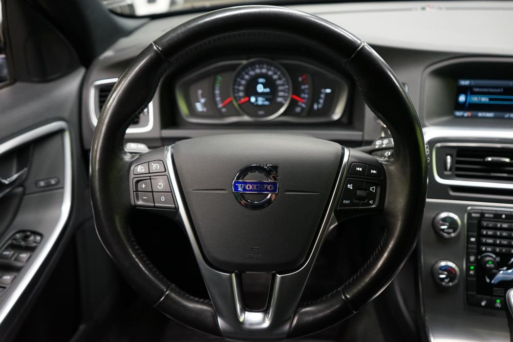 Volvo V60 Cross Country 2017