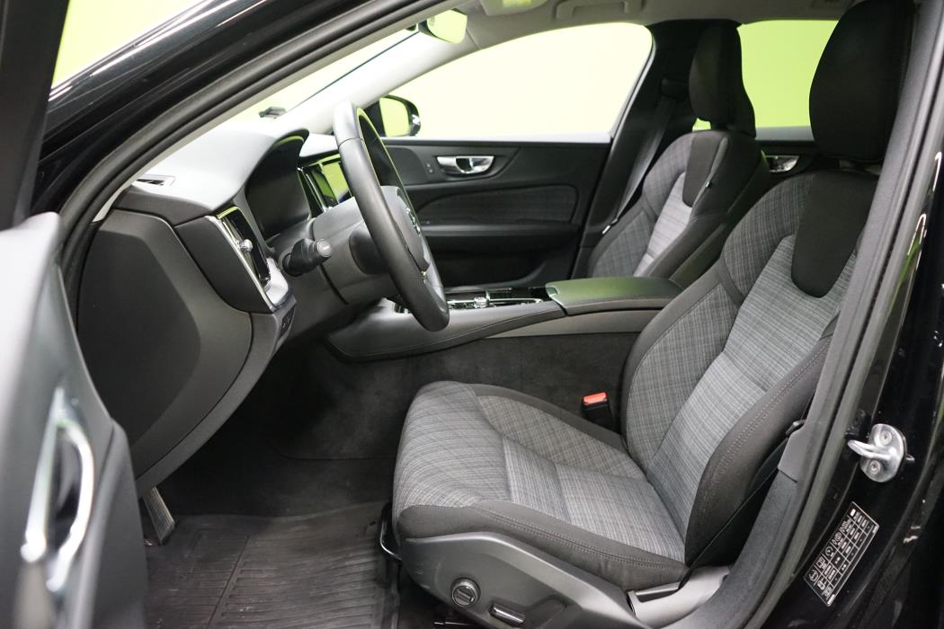 Volvo V60 2022