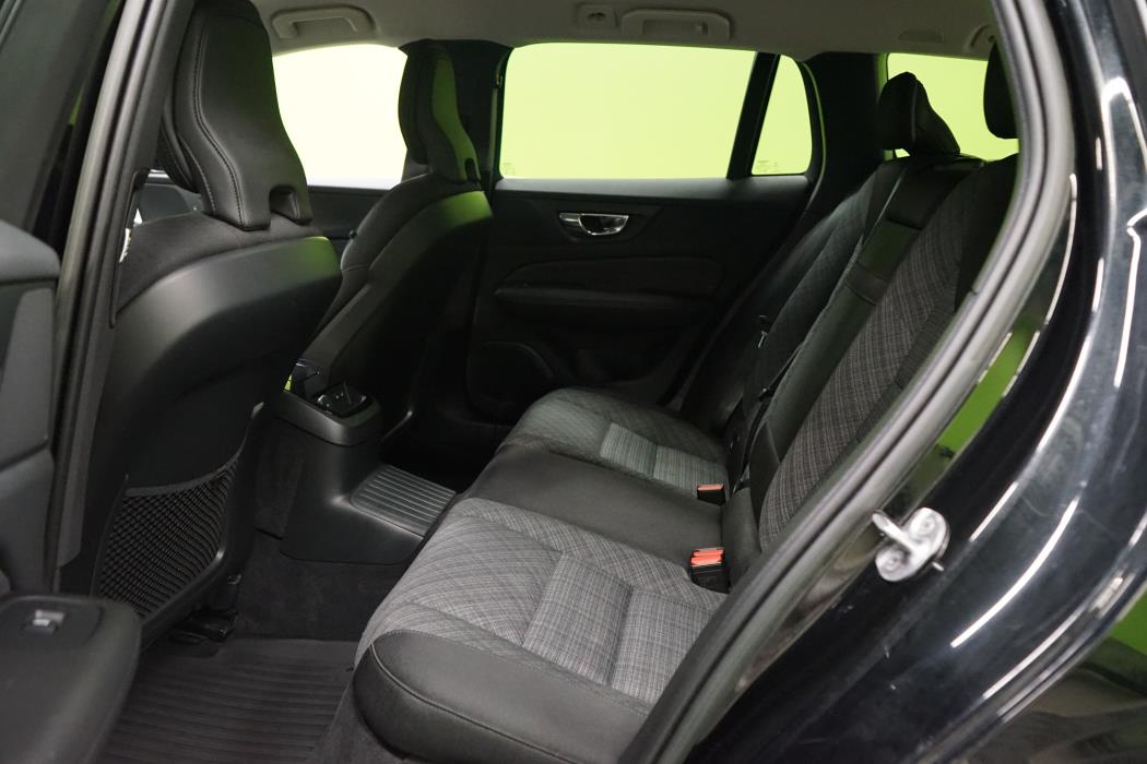 Volvo V60 2022