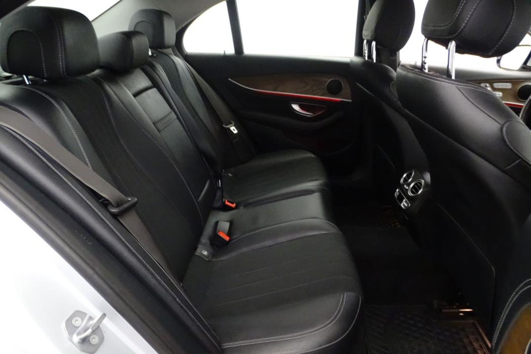 Mercedes-Benz E 2017
