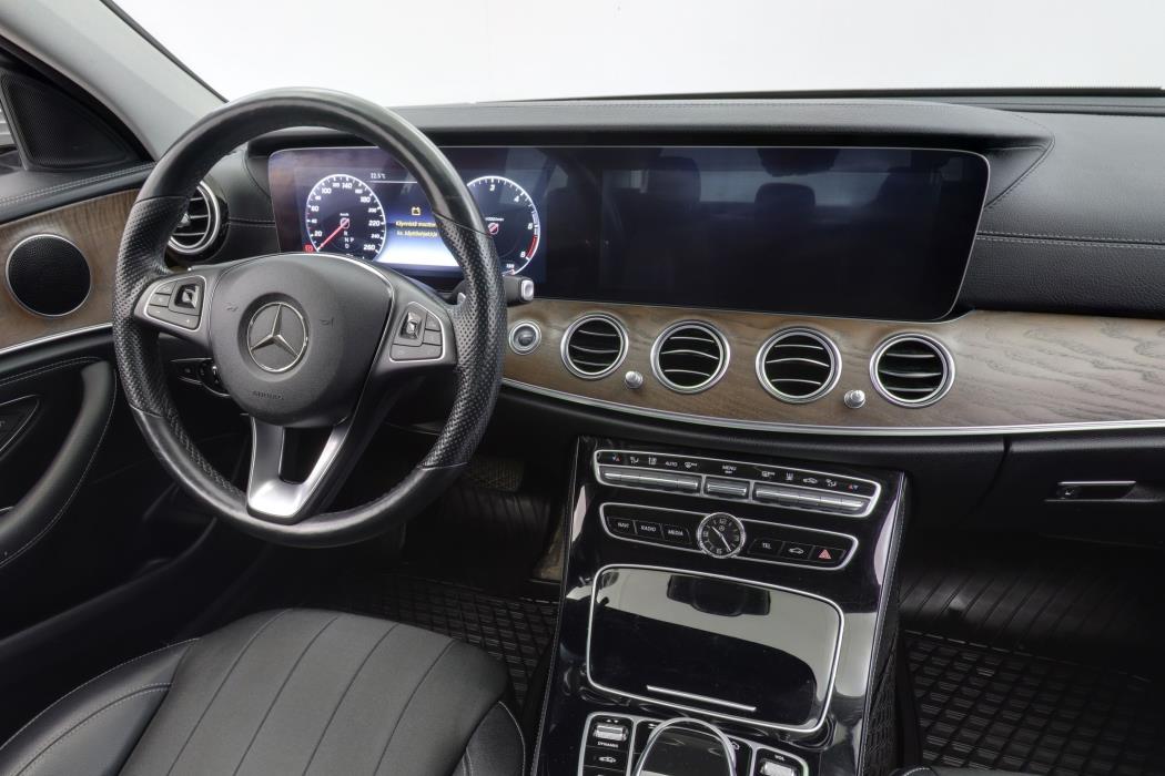 Mercedes-Benz E 2017