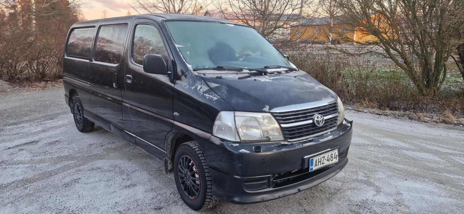 Toyota Hiace 2009