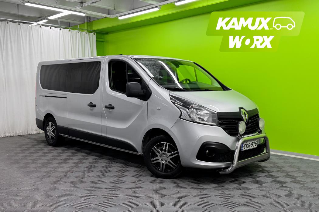 Renault Trafic Passenger 2015