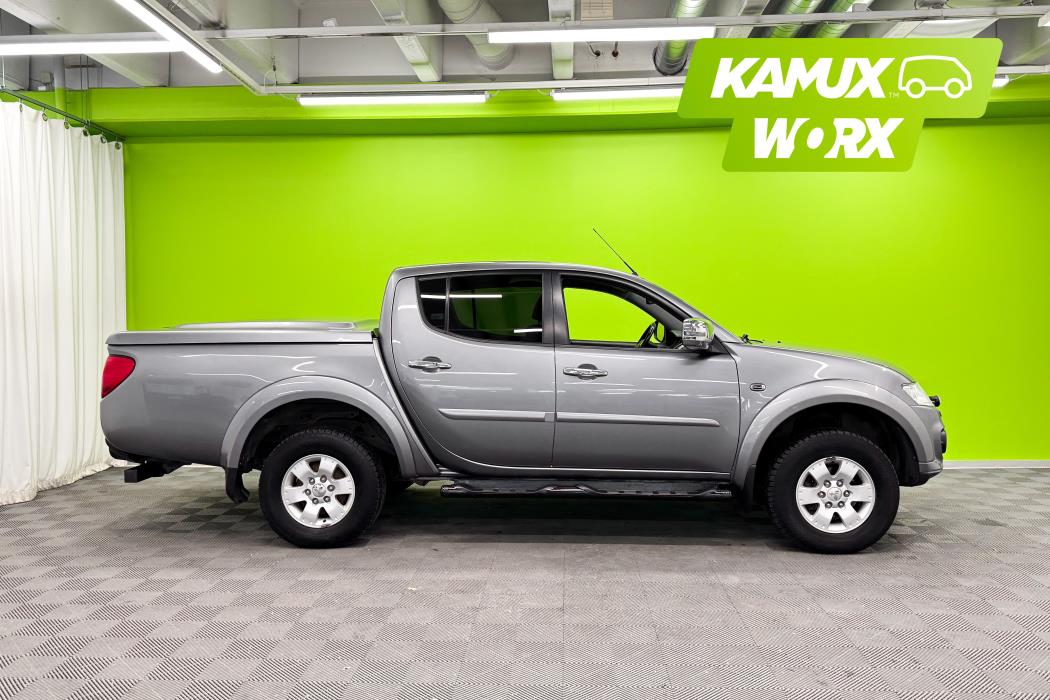 Mitsubishi L200 2015