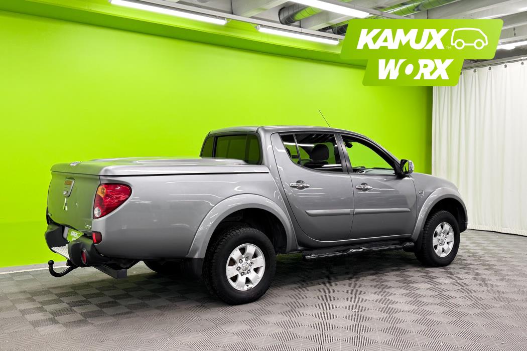 Mitsubishi L200 2015