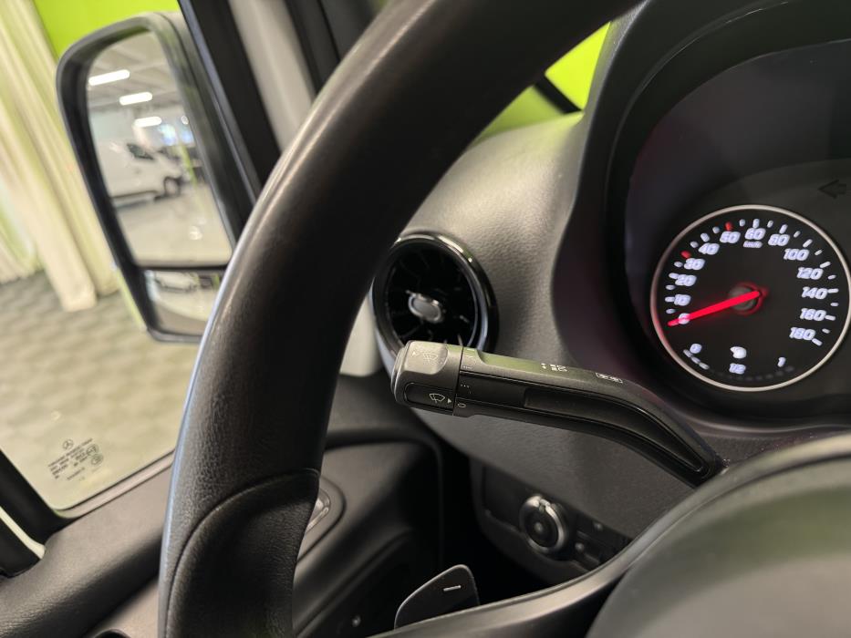 Mercedes-Benz Sprinter 2021