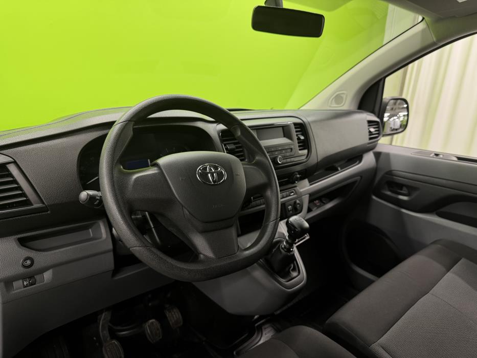 Toyota Proace Verso 2021