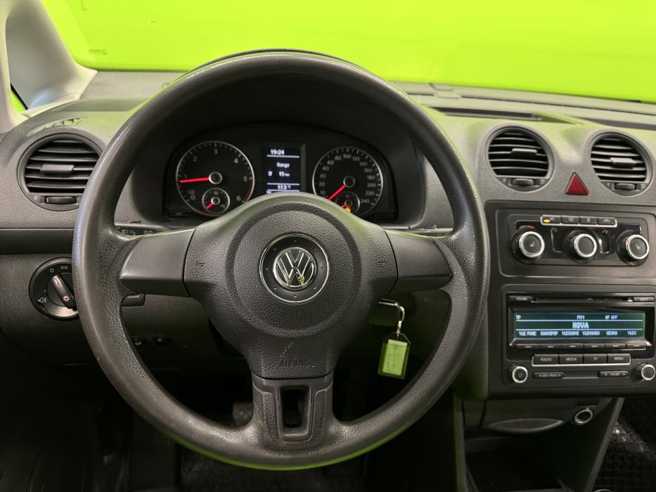 Volkswagen Caddy Maxi 2011