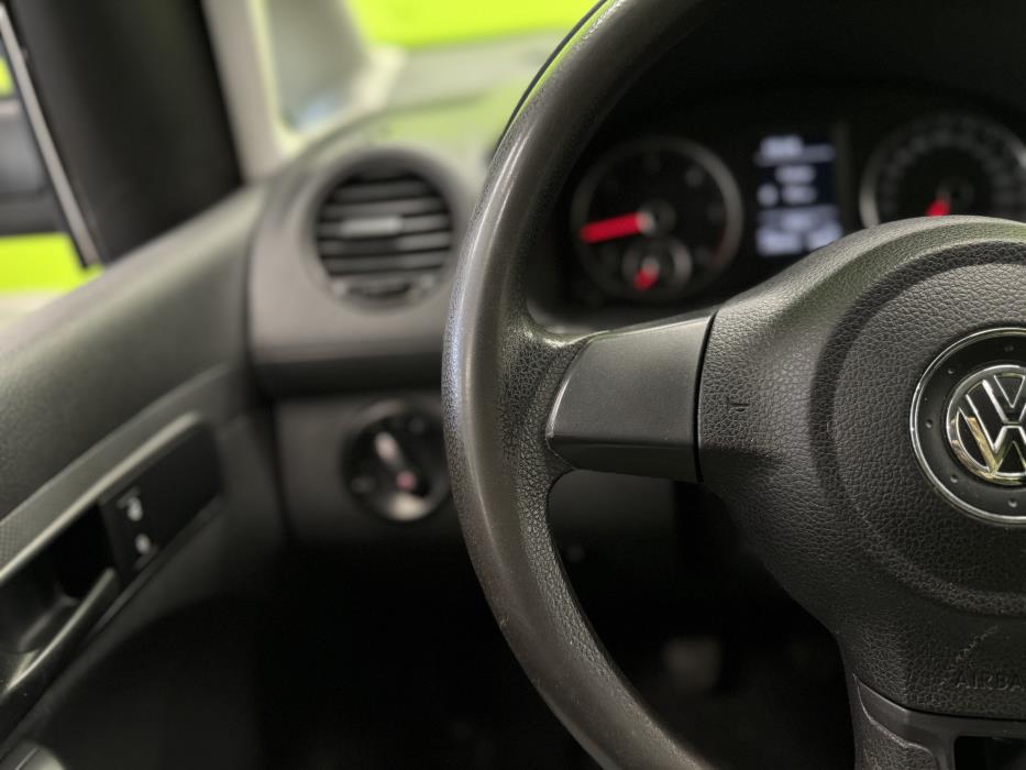 Volkswagen Caddy Maxi 2011