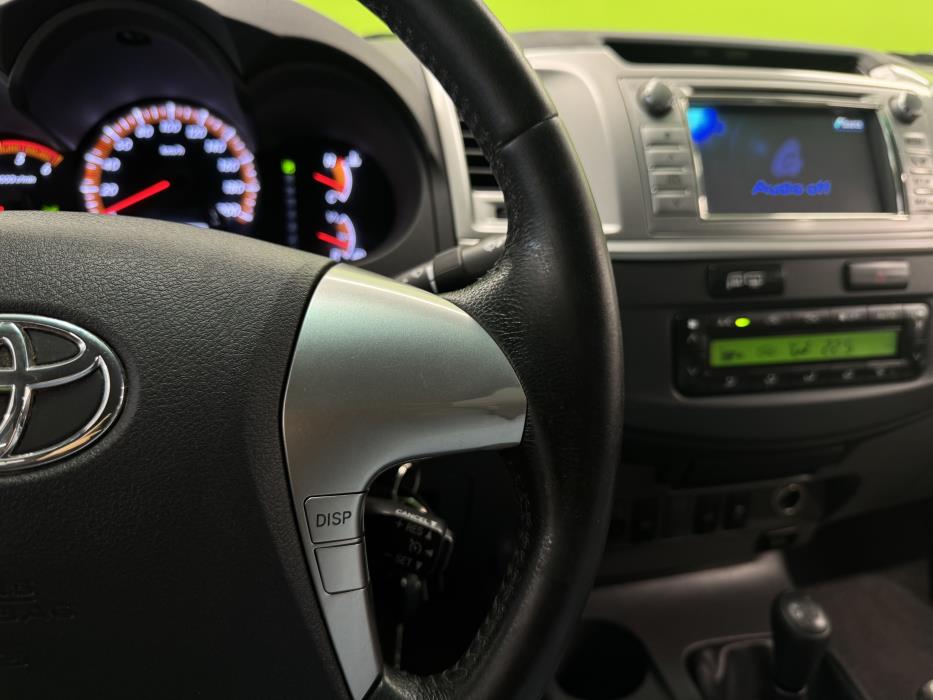 Toyota Hilux 2013