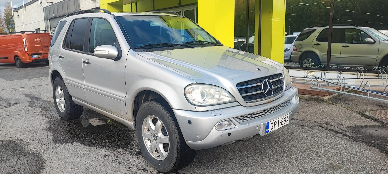 Mercedes-Benz ML 2002